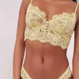 For love and lemons Faye bra Xs yellow